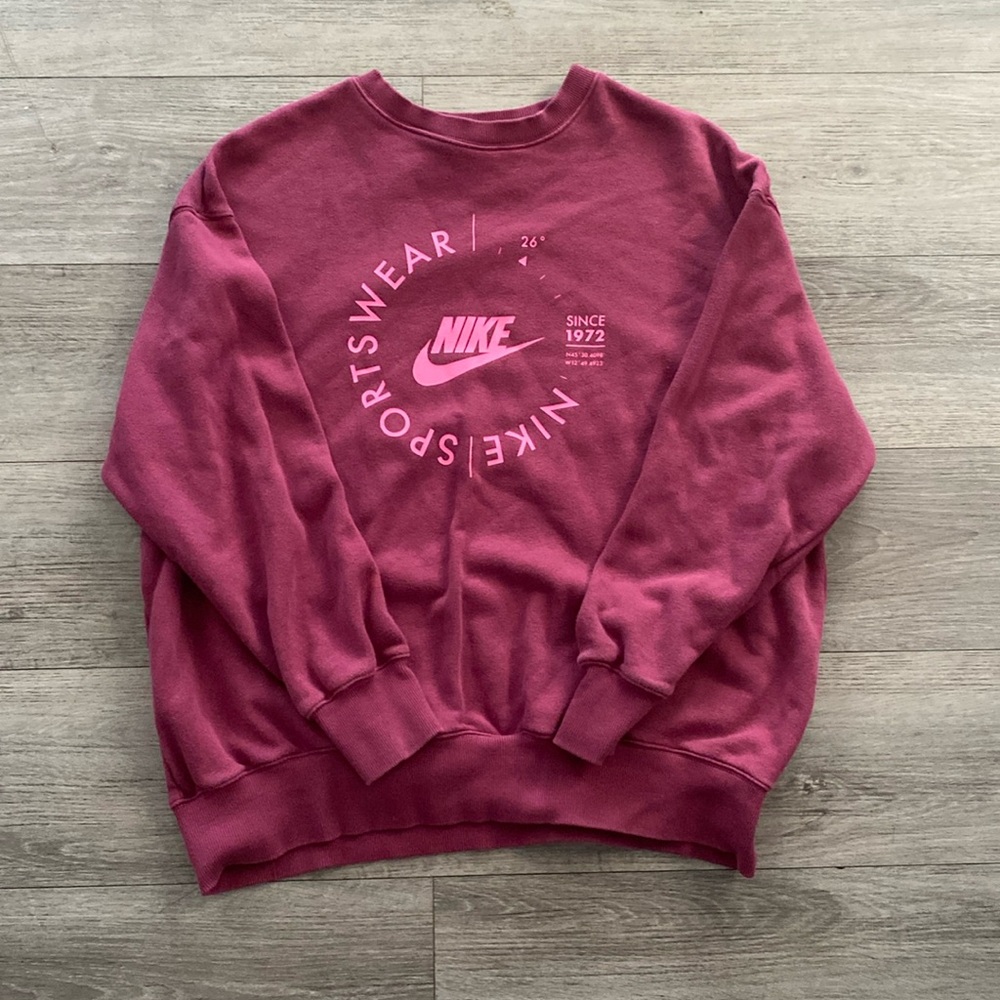Nike Women’s Burgundy Crewneck